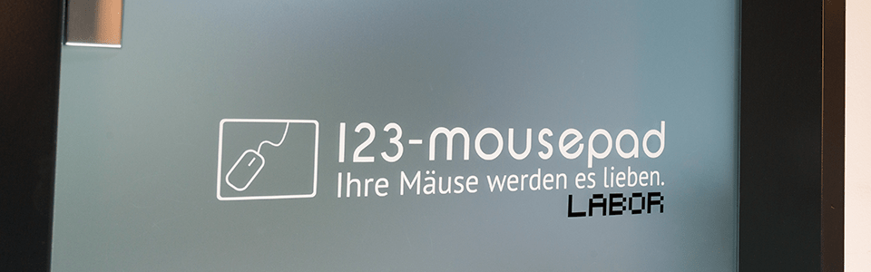 123-mousepad Labor Eingang